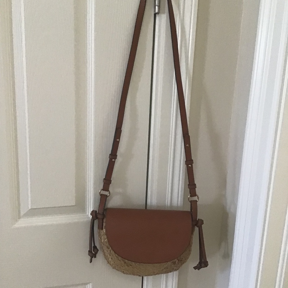 Mango Leather/straw crossbody bag